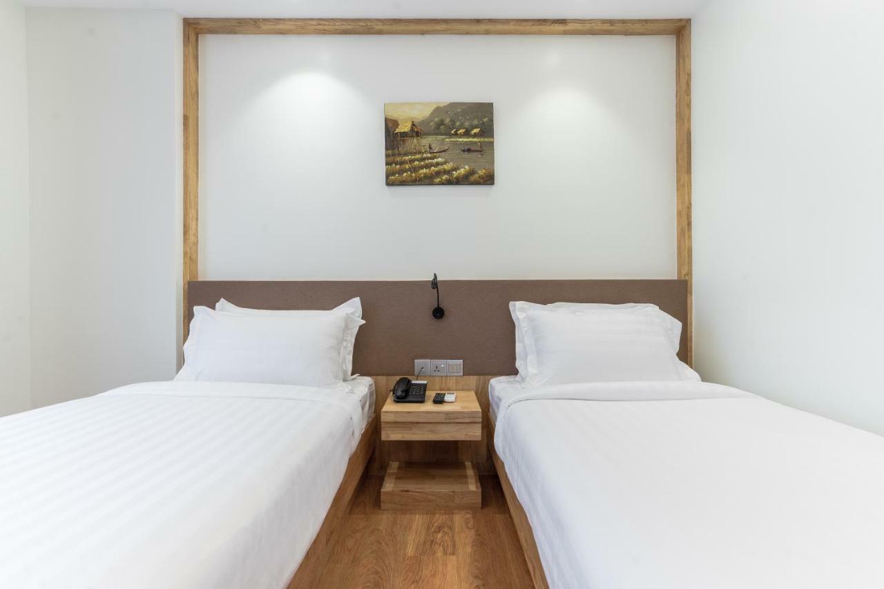 The Gandamar Hotel , Rangún Exteriér fotografie